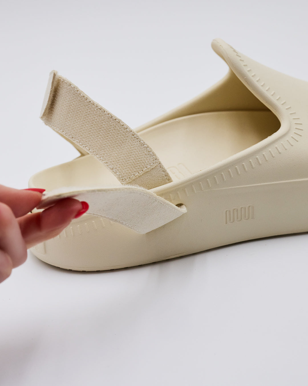 The Atlas Clog - Bone