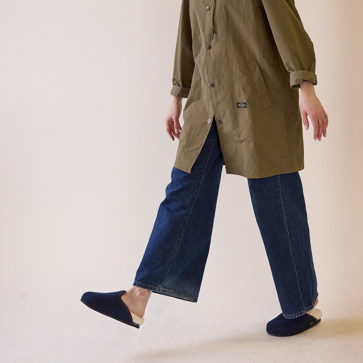 The Woolie Burro - Navy with Sherpa