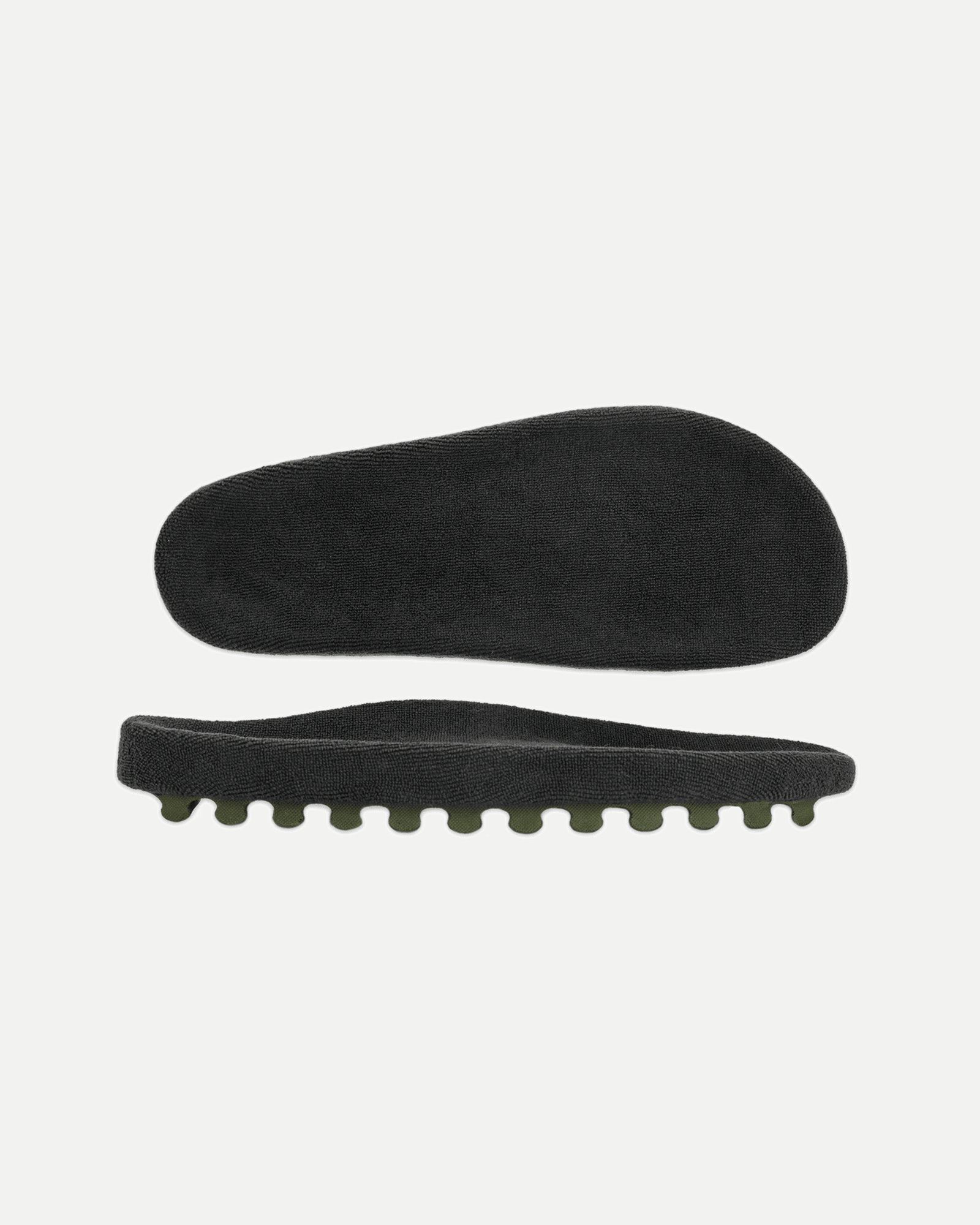 Black terry cloth footbed