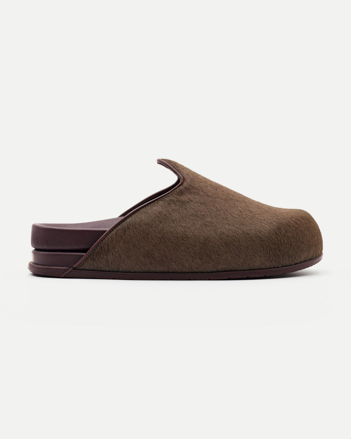 Commbi Pony Burro Chocolate clog, side profile